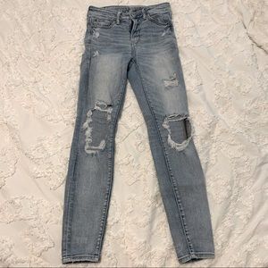 Distressed skinny jeans- Size 4 Regular- American Eagle Next Level Stretch